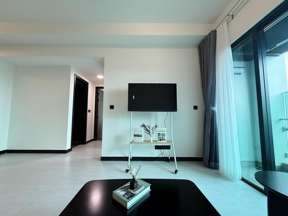 Minimal Luxury District 4 * Ho Chi Minh City